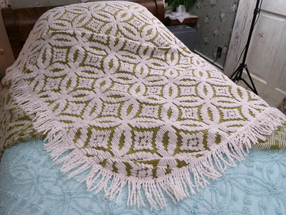 Boho Vintage Chenille Bedspread, Full Size Olive Green White Tufted Geometric Design