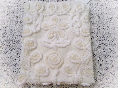 Vanilla Twist Vintage Chenille Fabric Piece 20x25" Floral Curlicue Craft Sewing Material