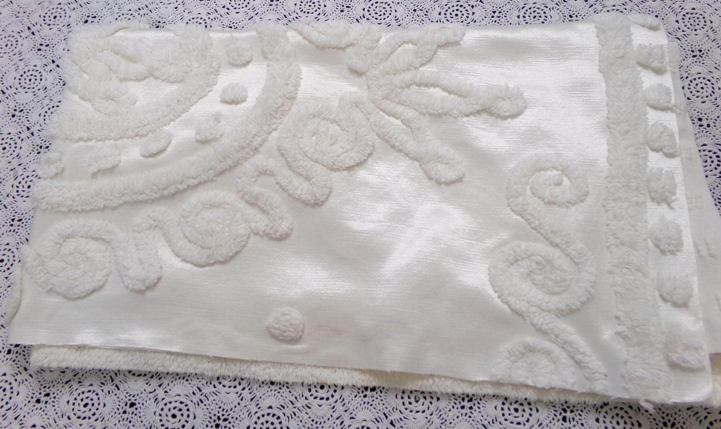 Romantic White Vintage Satin Chenille Bedspread Fabric, Shabby Large Medallion 38x20"