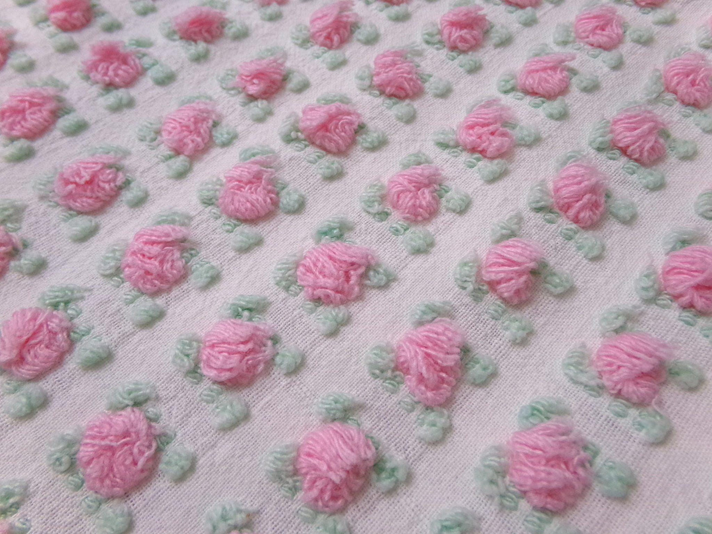 Popular Pink Rosebud Vtg Chenille Bedspread Fabric Rose Quilt Material 18x24"