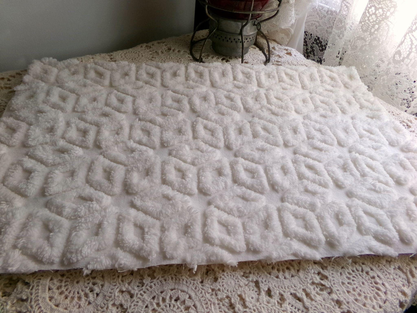 cozy cream snowflake vintage chenille fabric, versatile neutral geometric design, 18 x 24"