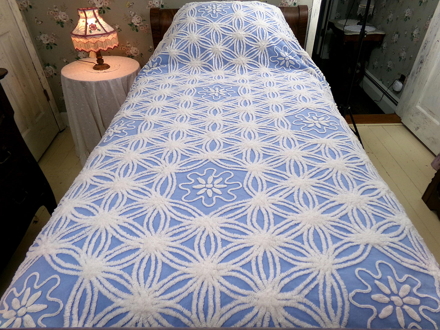 vintage chenille bedspread shabby beach cottage blue & white full size bedding