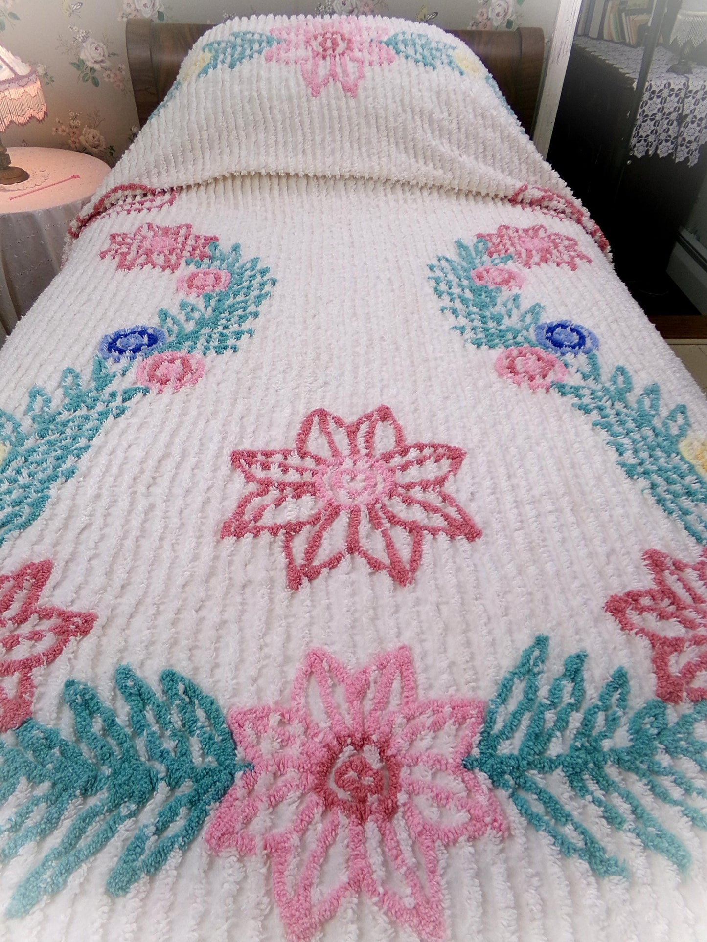 Vintage Twin Chenille Bedspread w/ Pink Star Lilies, Botanical Leaves on Cream Tufted Cotton