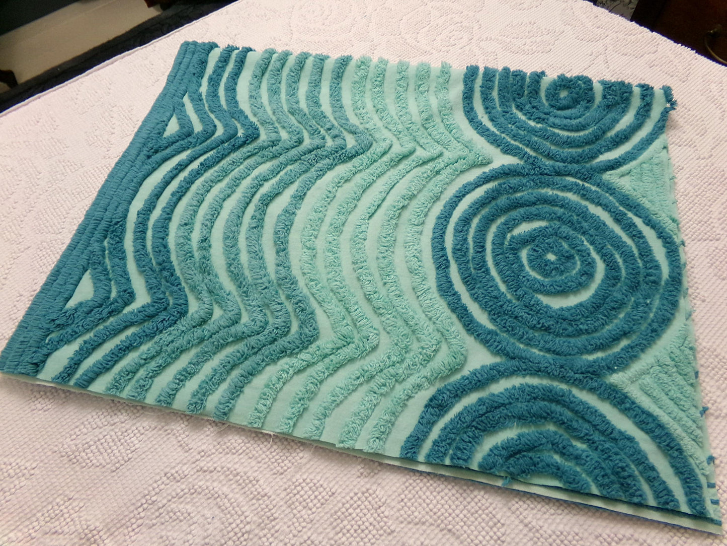 dramatic waves vintage chenille bedspread fabric, captivating quilt material 31" x 19"
