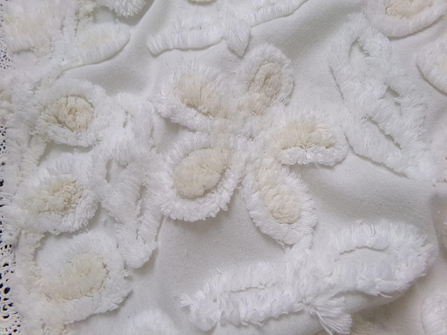 Vanilla Twist Vintage Chenille Fabric Piece 20x25" Floral Curlicue Craft Sewing Material