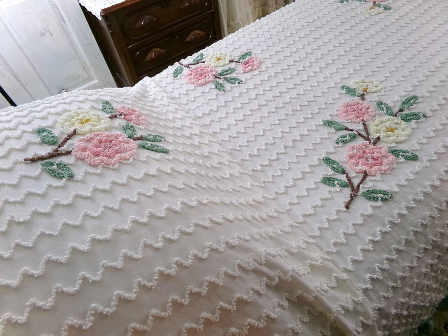 romantic shabby chic vintage chenille bedspread, lightweight 100% cotton summer coverlet with green ruffle trim, twin size bedding