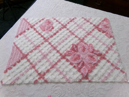 white & pink rose vintage chenille bedspread fabric, cottage chic quilt material, 18" x 25" piece