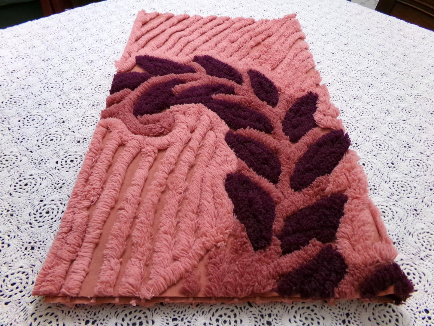 Cozy Plush Vintage Chenille Bedspread Fabric 18x21" Pc Mauve Quilting Material