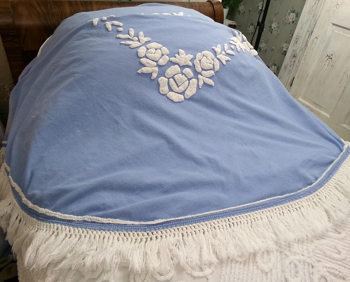 Angel Vintage Chenille Bedspread, Grecian Goddess Figure, Wedgwood Blue & White FULL