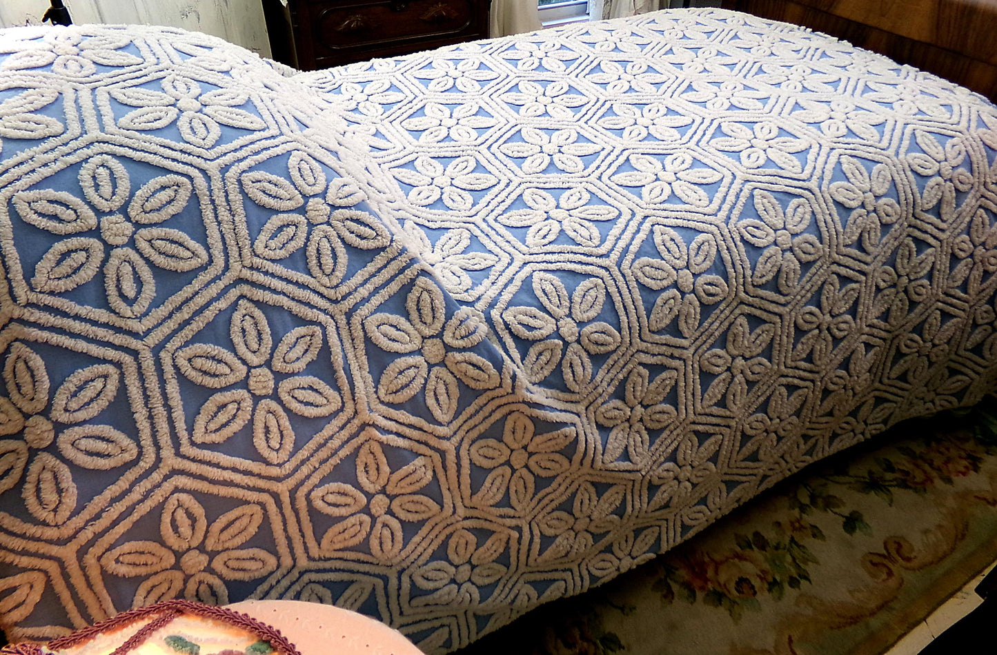 coastal blue vintage chenille bedspread, white daisies on sky blue, summer cottage full size cotton bedding