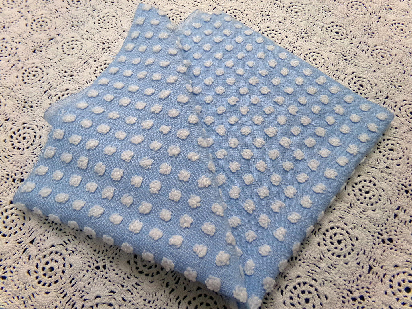 Vintage Chenille Bedspread Fabric Bubble White Pops Sky Blue 18x24" Quilt Material