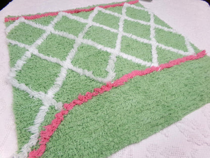 Vintage Chenille Bedspread Fabric Pc, White Trellis on Candy Apple Green, 19" x 20" quilt material