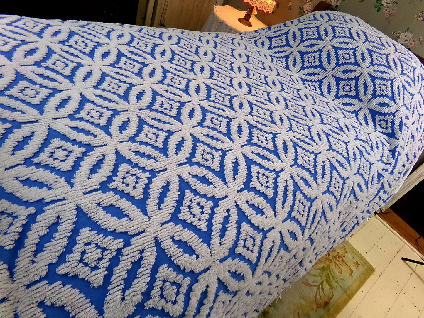 coastal cottage blue vintage chenille bedspread, cobalt & white geometric design, 100% cotton twin size summer coverlet with fringe
