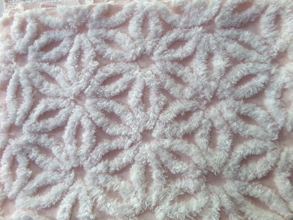 Delicate Pink & White Daisy Vintage Chenille Bedspread Fabric, Plush Sewing Quilt Material 18" x 24"