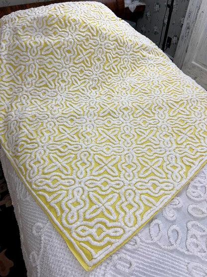 Celestial Stars Vintage Chenille Bedspread, Yellow & White Full Size Cotton